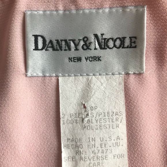 Danny & Nicole light pink two piece suit - Picture 2 of 3